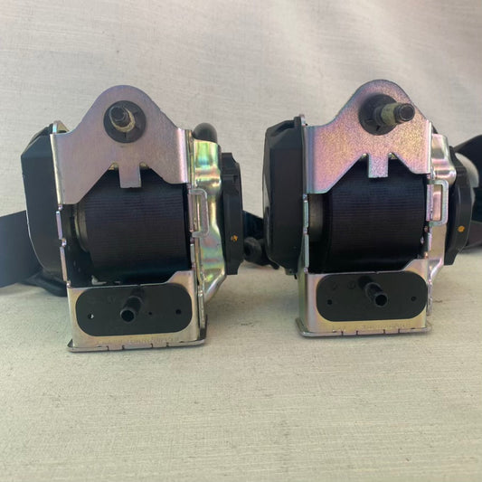 Ford Focus 4 Arka Emniyet Kemerleri Sağ/Sol 642938400C/642938505C