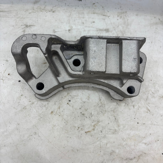 Ford Focus C-Max 1.6 TDCI Motor Bağlantı Braketi