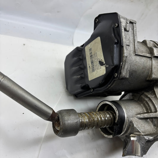 Ford Focus Direksiyon Kutu Motoru HV6C3D070