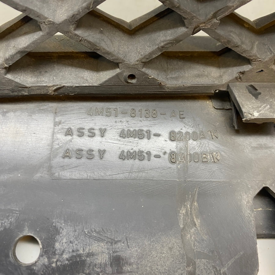 Ford Focus Ön Panjur 4M51-8138