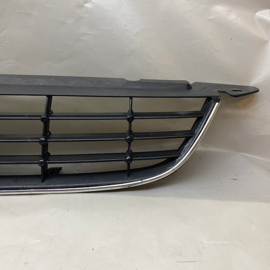 Ford Focus Ön Panjur 8M51-8200