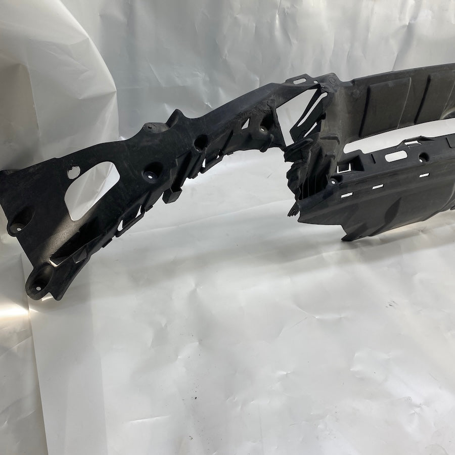 Ford Focus Ön Tampon Bağlantı Braketi BM51-17E778