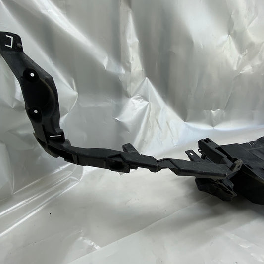 Ford Focus Ön Tampon Braketi Orta F1EB 17E778