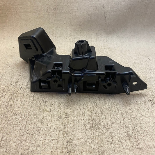 Ford Focus Ön Tampon Braketi Sol jx7b-17d959