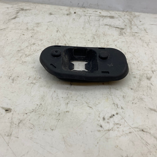 Ford Focus Sağ Arka Kapı Takozu cm51-a27206-ac