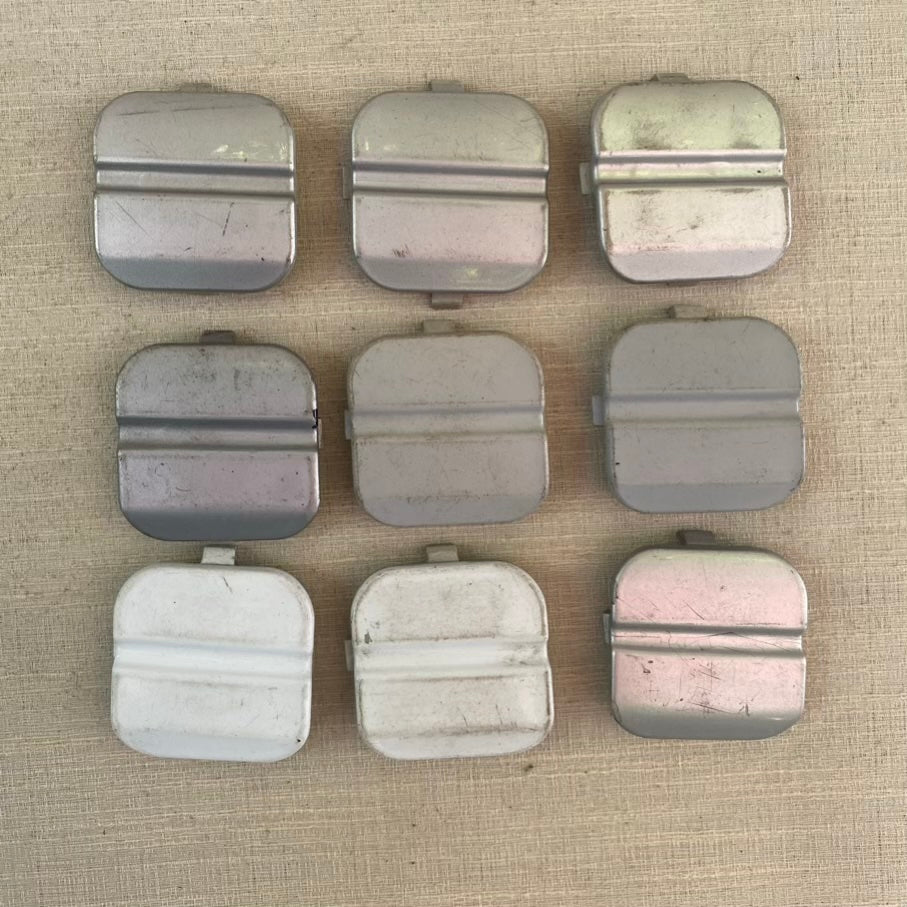 Ford Focus Sedan Arka Tampon Çeki Kapağı 2008-2011