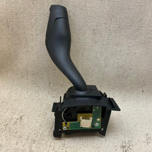 Ford Focus Sinyal Kolu - F1FT 13335 AA