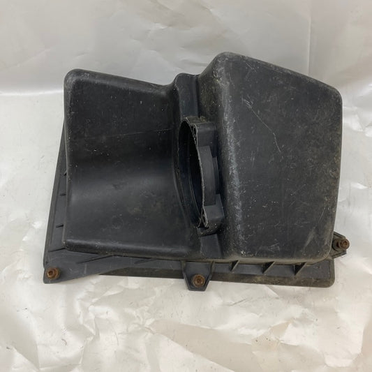 Ford Focus/C-Max Hava Filtre Kutu Üst Kapağı 3M51-9600-SH