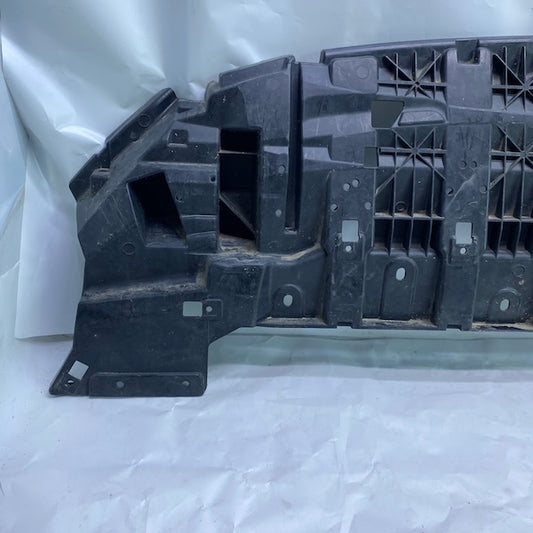 Ford Kuga Ön Tampon Alt Muhafaza GV44-A8B384A 2016-2019