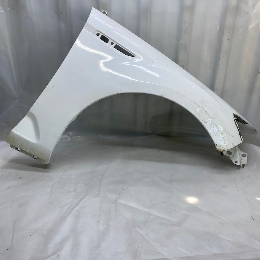 Ford Mondeo Ön Sağ Çamurluk 2007-2013 Orijinal Çıkma 7S71-A16C198