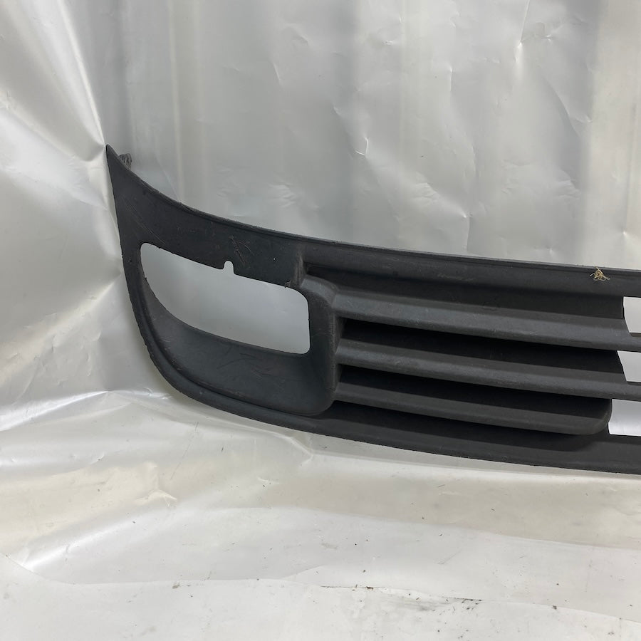 Ford Mondeo Ön Tampon Alt Karlık Sisli 93BB17B968BB - En Uygun Oto Parça