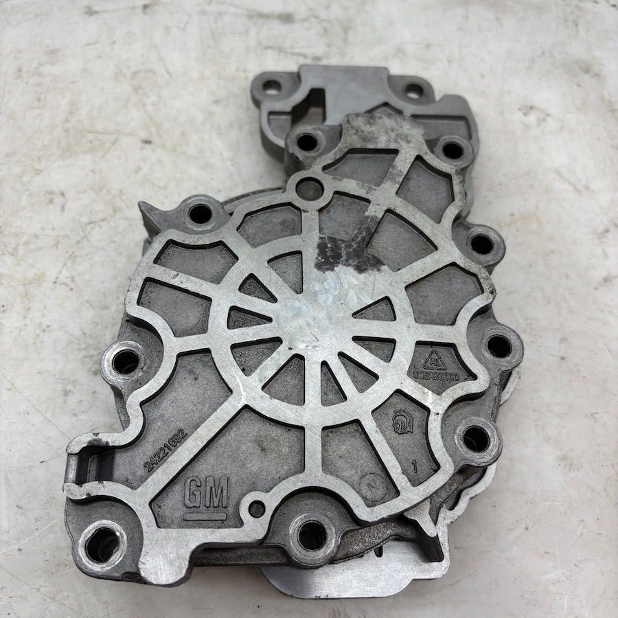 Chevy Chevrolet 4T65E Şanzıman Pompası Montaj Braketi 24221692