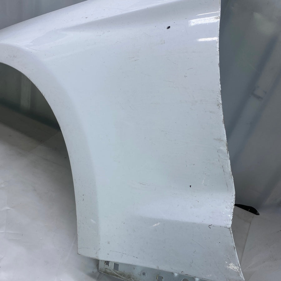 Ford Mustang Ön Çamurluk 2014-2021 Orijinal Çıkma