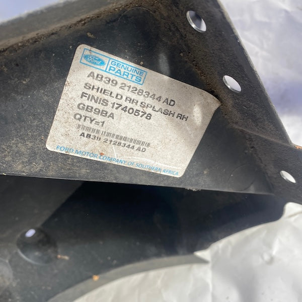 Ford Ranger Arka Sağ Çamurluk Davlumbazı AB392128344AA