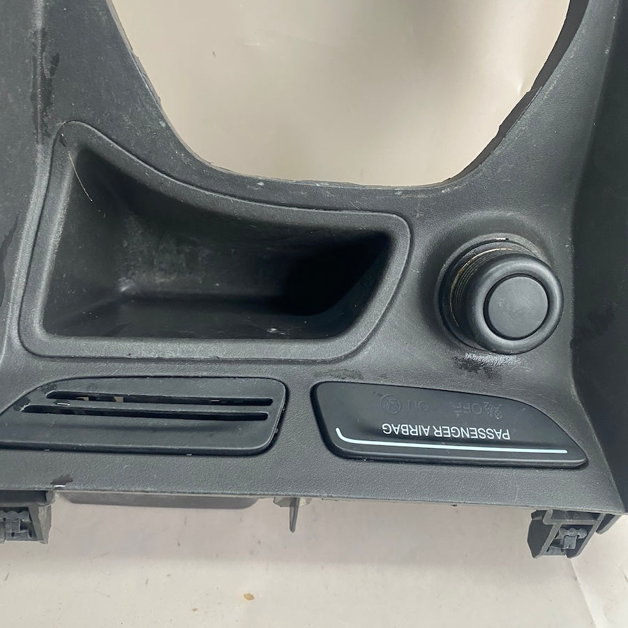 Ford Tourneo Courier Vites Konsol Çerçevesi ET76-R045H20-AC