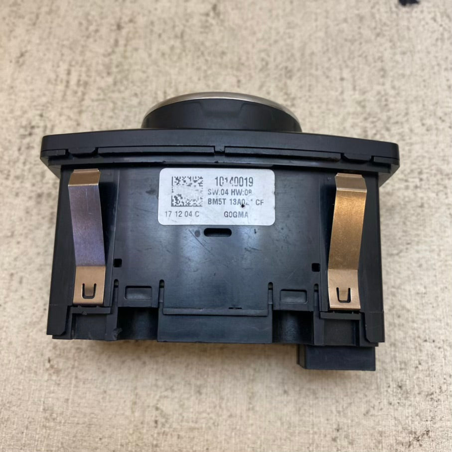 Ford Transit - Tourneo Connect Far anahtarı 10140019