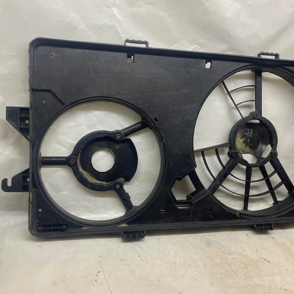 Ford Transit 2.2 TDCi Radyatör Fan 6C11-8C607BC Orijinal Çıkma En Uygun Oto Parça