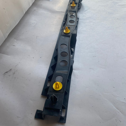 Ford Transit Courier Ön tampon Braketi ET76-A13221