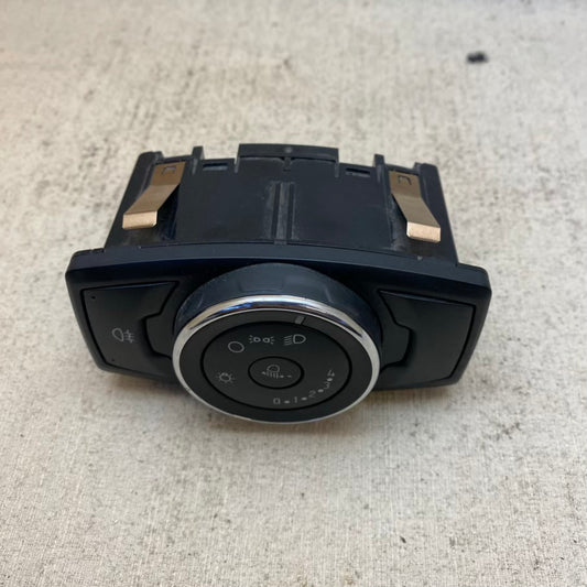 Ford Transit Custom 2.2D Far Anahtari 10097650