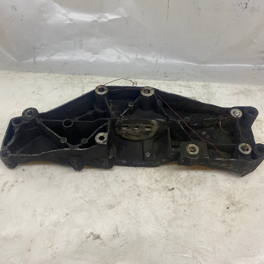 Ford Transit MK7 2.4 TDCI Şarj Dinamosu Montaj Braketi 6C1Q-10K-019-AC