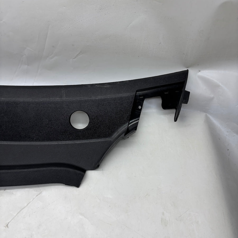Ford Transit Ön Cam Izgara Sağ Taraf 6C11V01914