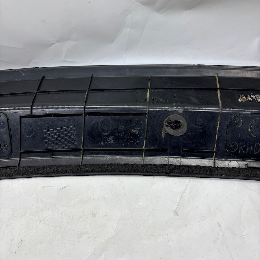 Ford Transit Ön Cam Izgara Sağ Taraf 6C11V01914