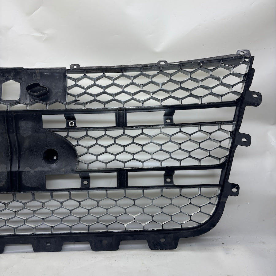 Ford Transit Ön Tampon Panjuru 8C16 8138