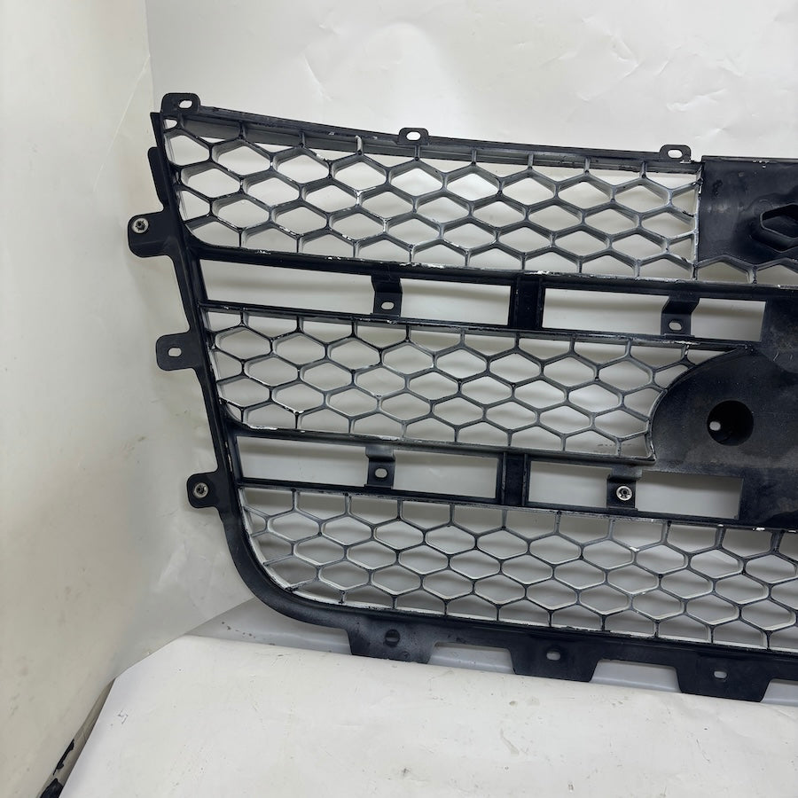 Ford Transit Ön Tampon Panjuru 8C16 8138