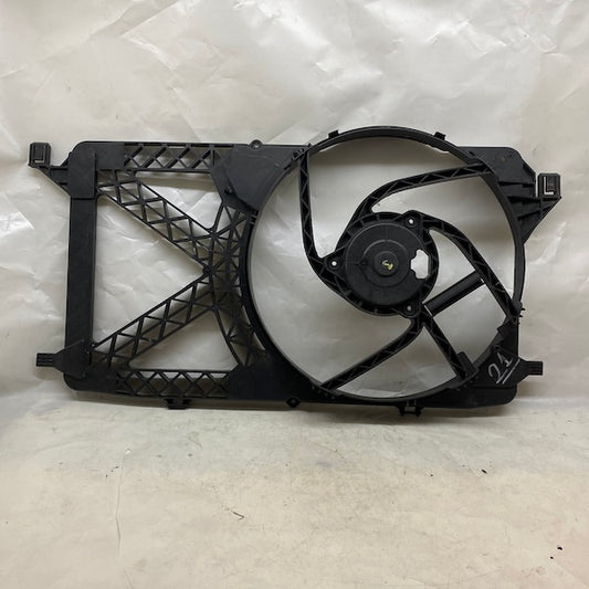 Ford Transit V347 Radyatör Fan Davlumbazı 6C11-8C607AD En Uygun Oto Parça