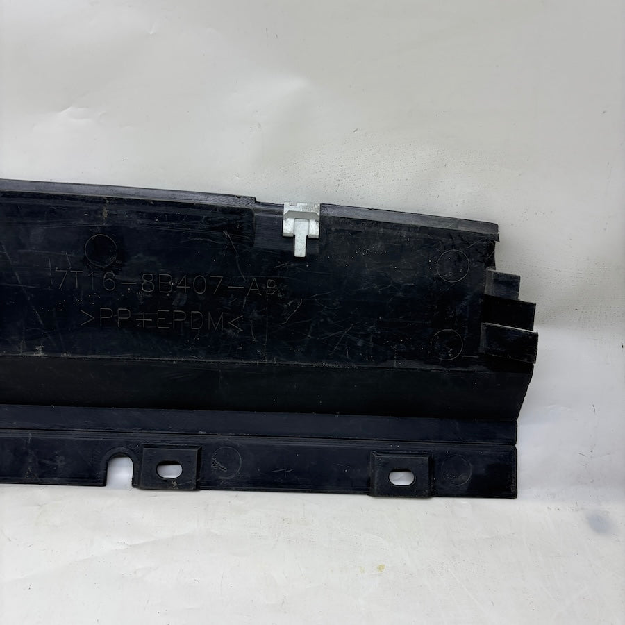 Ford Connect Radyatör Alt Deflektör 7T16-8B407-A