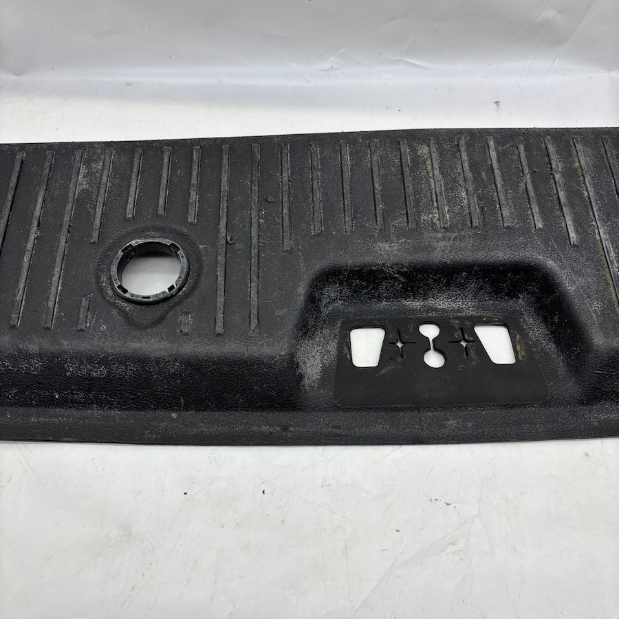 Ford Courier Arka Panel Üst Kaplama ET76-R40352-A