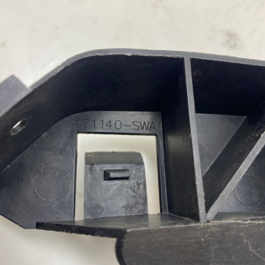 HONDA CRV Sağ Far Alt Braketi 71140-SWA