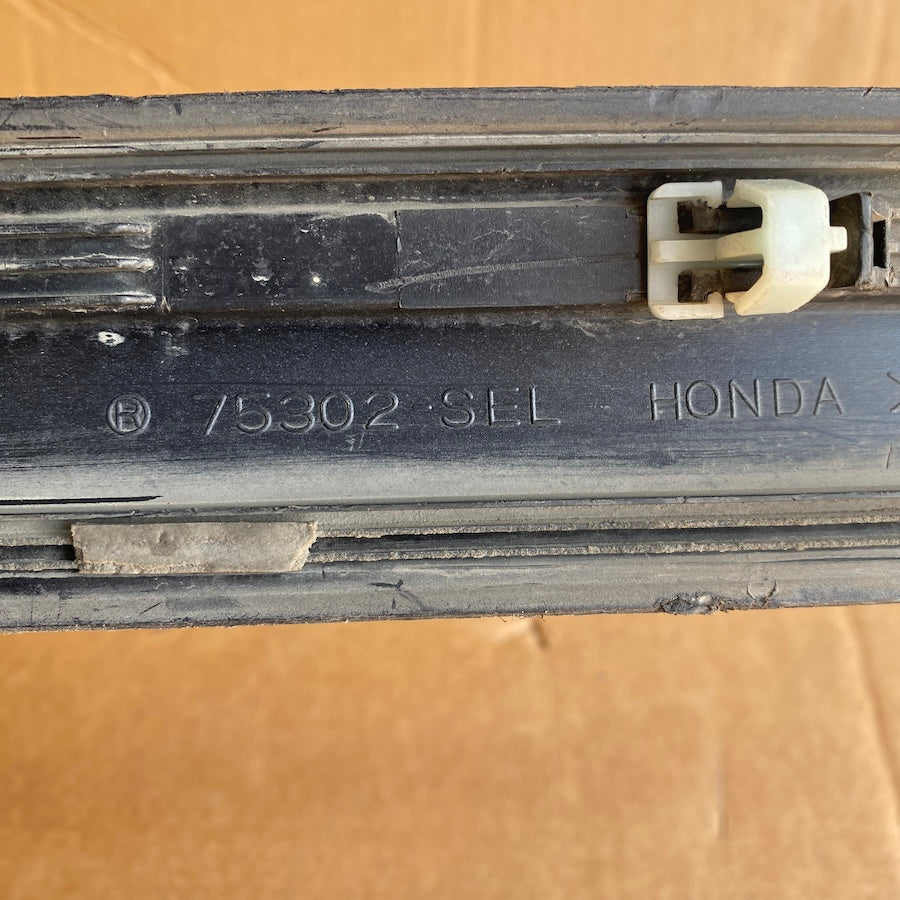 HONDA City Ön Sağ Kapı Çıtası 75302-SEL