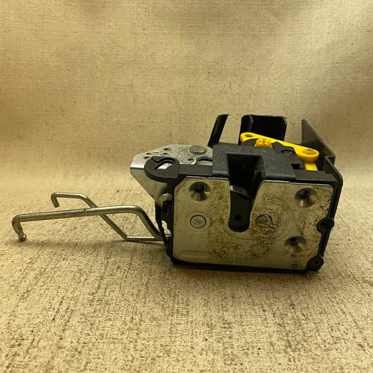 HYUNDAI H100 Ön Sağ Kapı Kilidi Orijinal