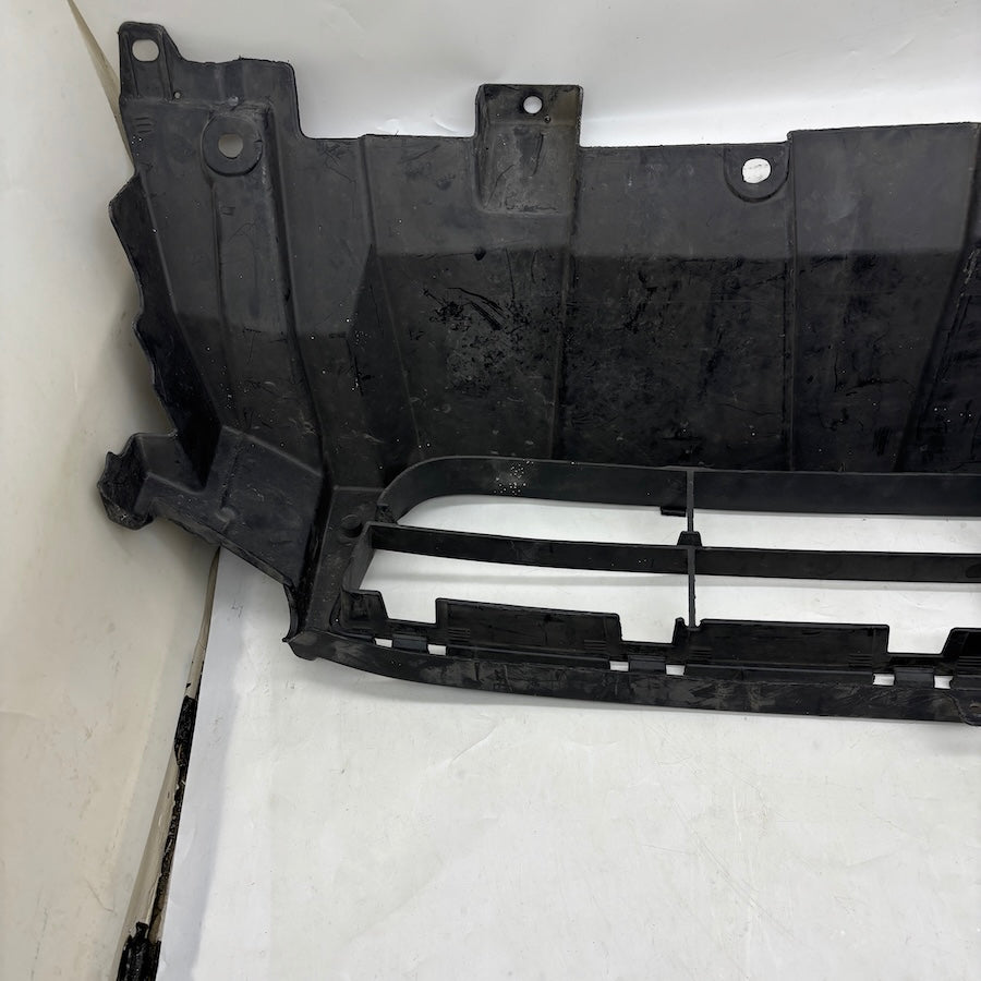 Honda C-RV Ön Tampon Orta Izgara 08P02-SWA0000