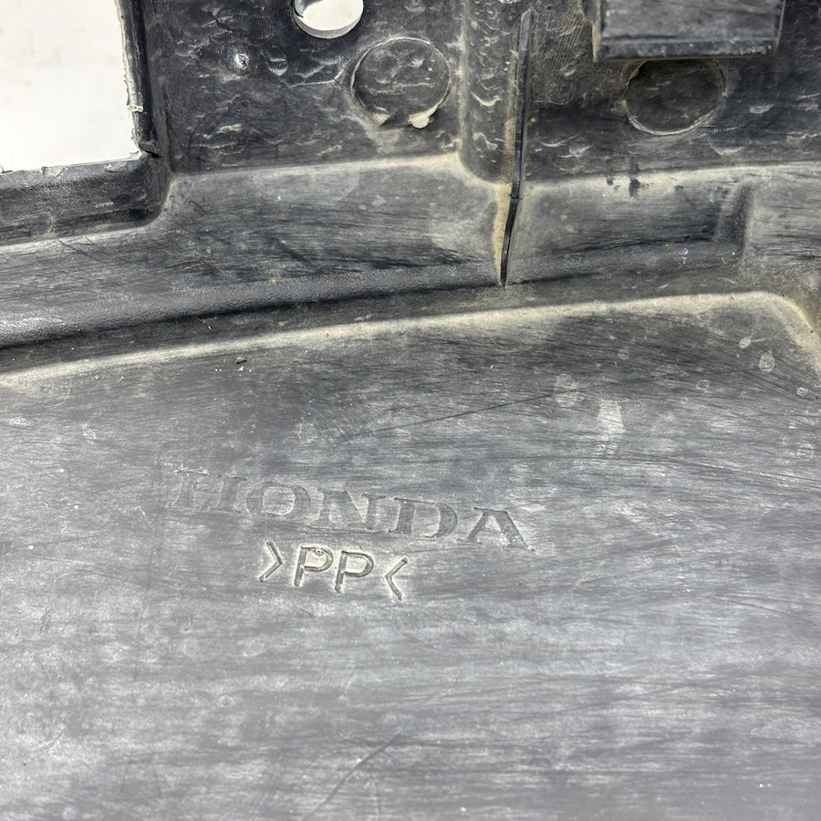 Honda Civic Ön Tampon Izgarası 71107-SNB70