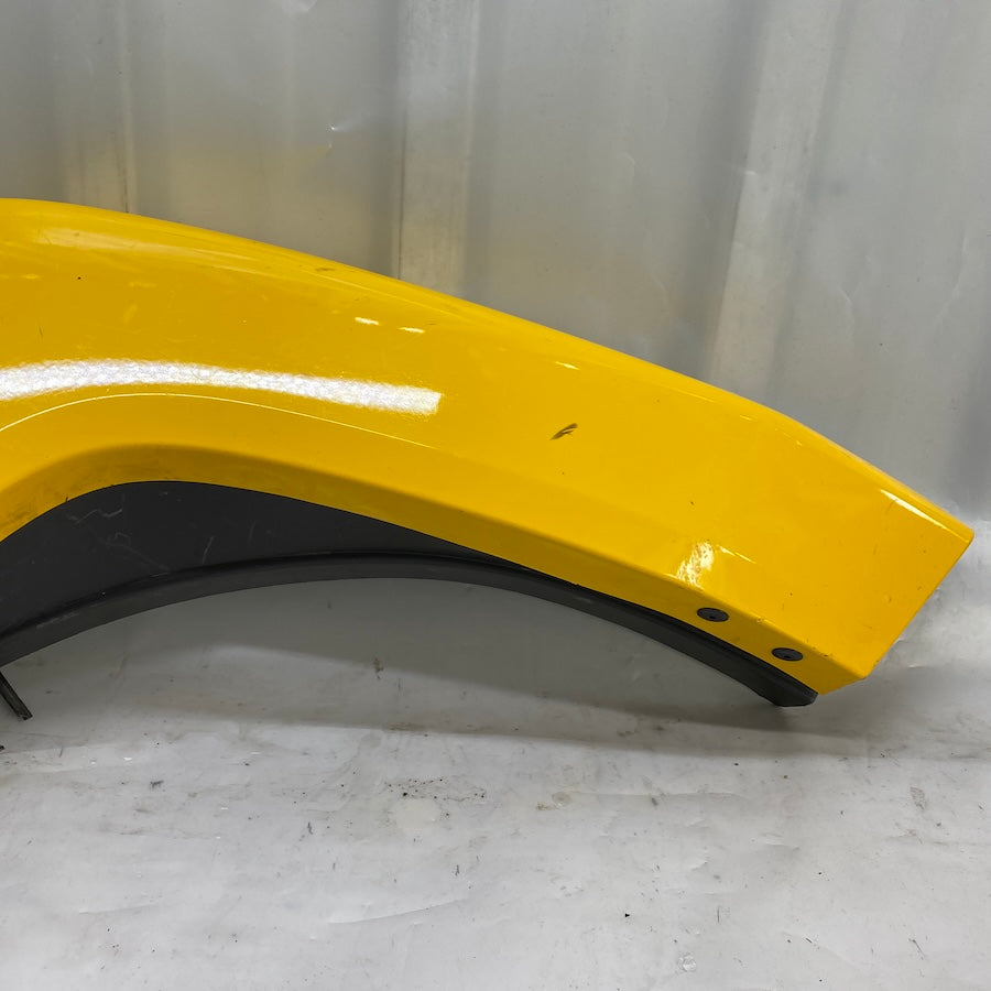 Hummer H3 Arka Dodik 15240533 Orijinal Çıkma 2006-2010