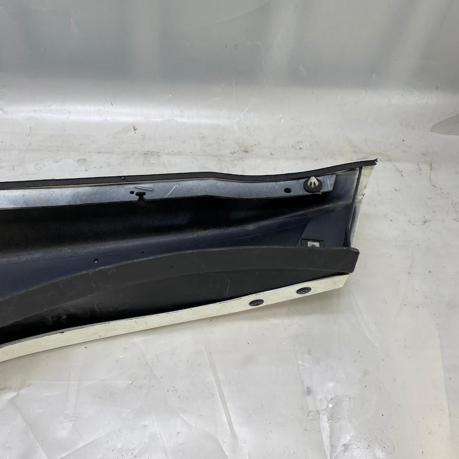 Hummer H3 Arka Dodik 15240533 Orijinal Çıkma 2006-2010