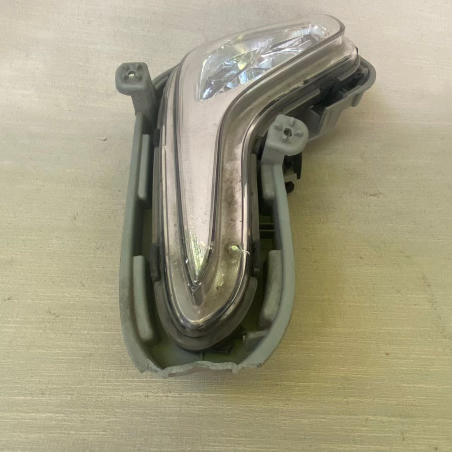 Hyundai Accent Sağ-Sol Sis Farı ve Montaj Braketi 2011