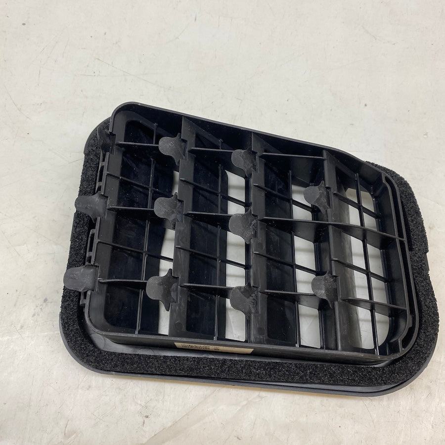 Hyundai İ20 Sol Arka Havalandırma Izgarası 97510C8900 - En Uygun Oto Parça