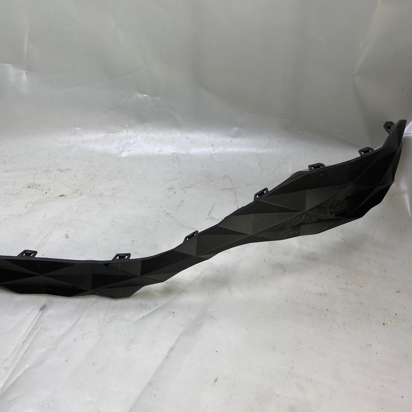 Arka tampon çıtası – Hyundai Tucson için uyumlu çıkma orijinal yedek parça.