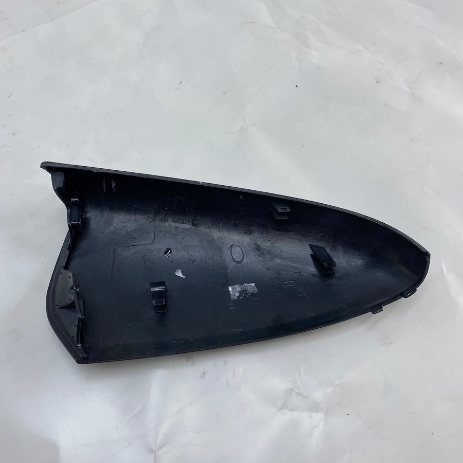 Hyundai i20 Sol Ayna Kapağı 30182084