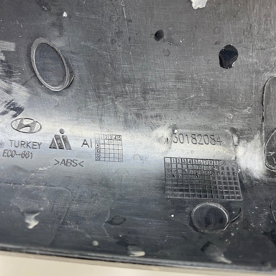 Hyundai i20 Sol Ayna Kapağı 30182084