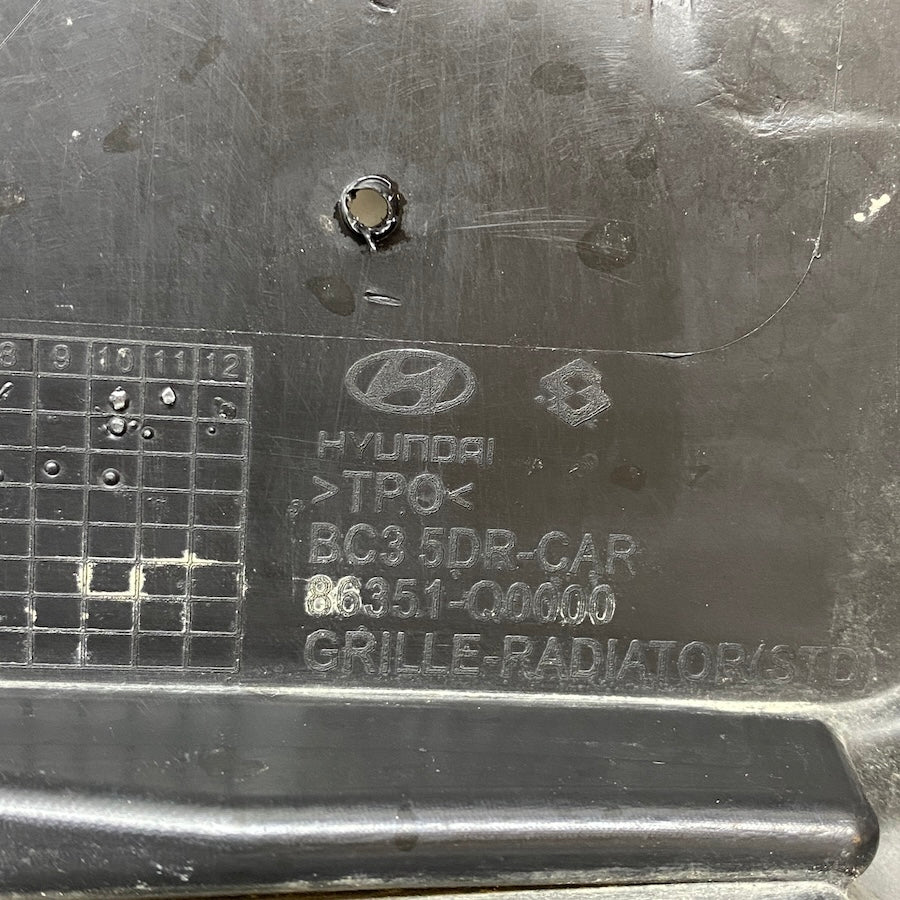 Hyundai i20 ön panjur Çıkma orijinal 86351-Q0000
