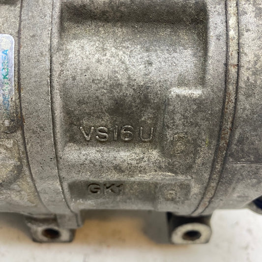 Hyundai i30 Klima Kompresörü VS16U