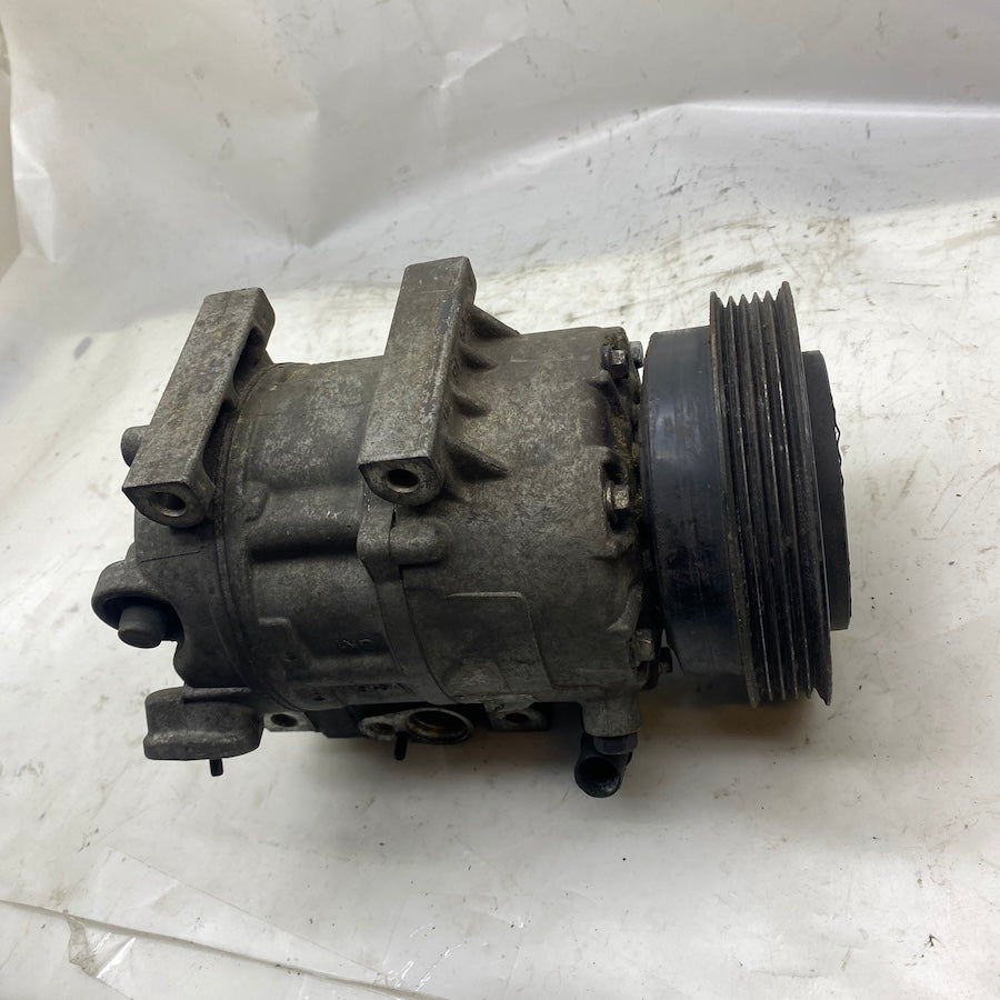 Hyundai i30 Klima Kompresörü VS16U