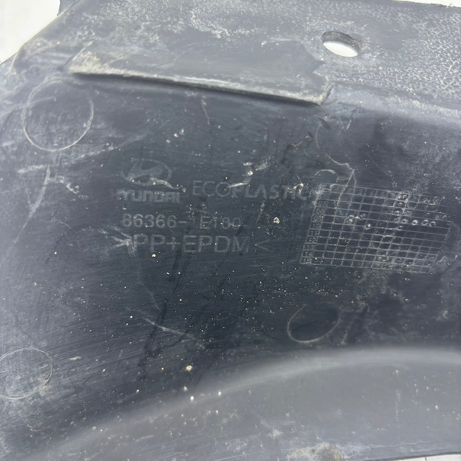 Hyundia Accent Era Panel Üst Bakaliti 86366-E100