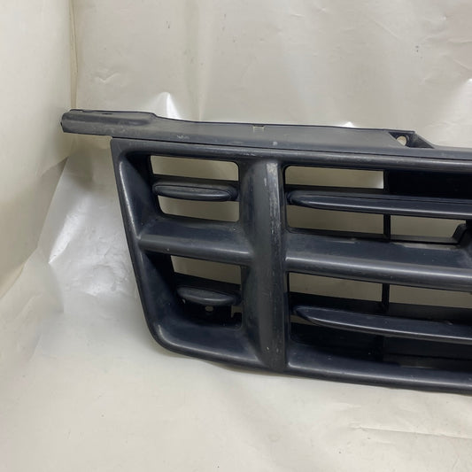 ISUZU D-MAX Ön Panjur Orjinal