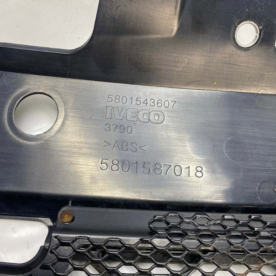 Iveco Daily C15 Ön Panjur 5801587018 - En Uygun Oto Parça