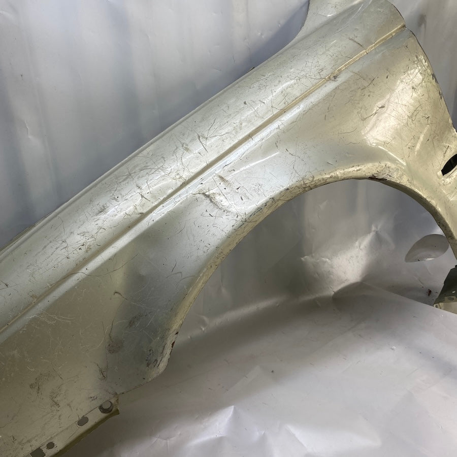 Jaguar X-Type Ön Sol/Sağ Çamurluk C2S23559 Orijinal Çıkma 2001-2009